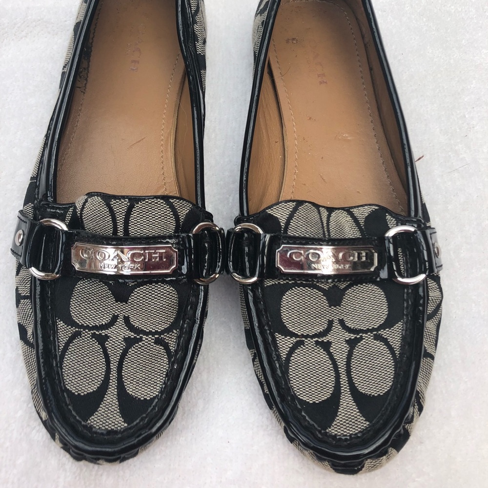 Coach flats